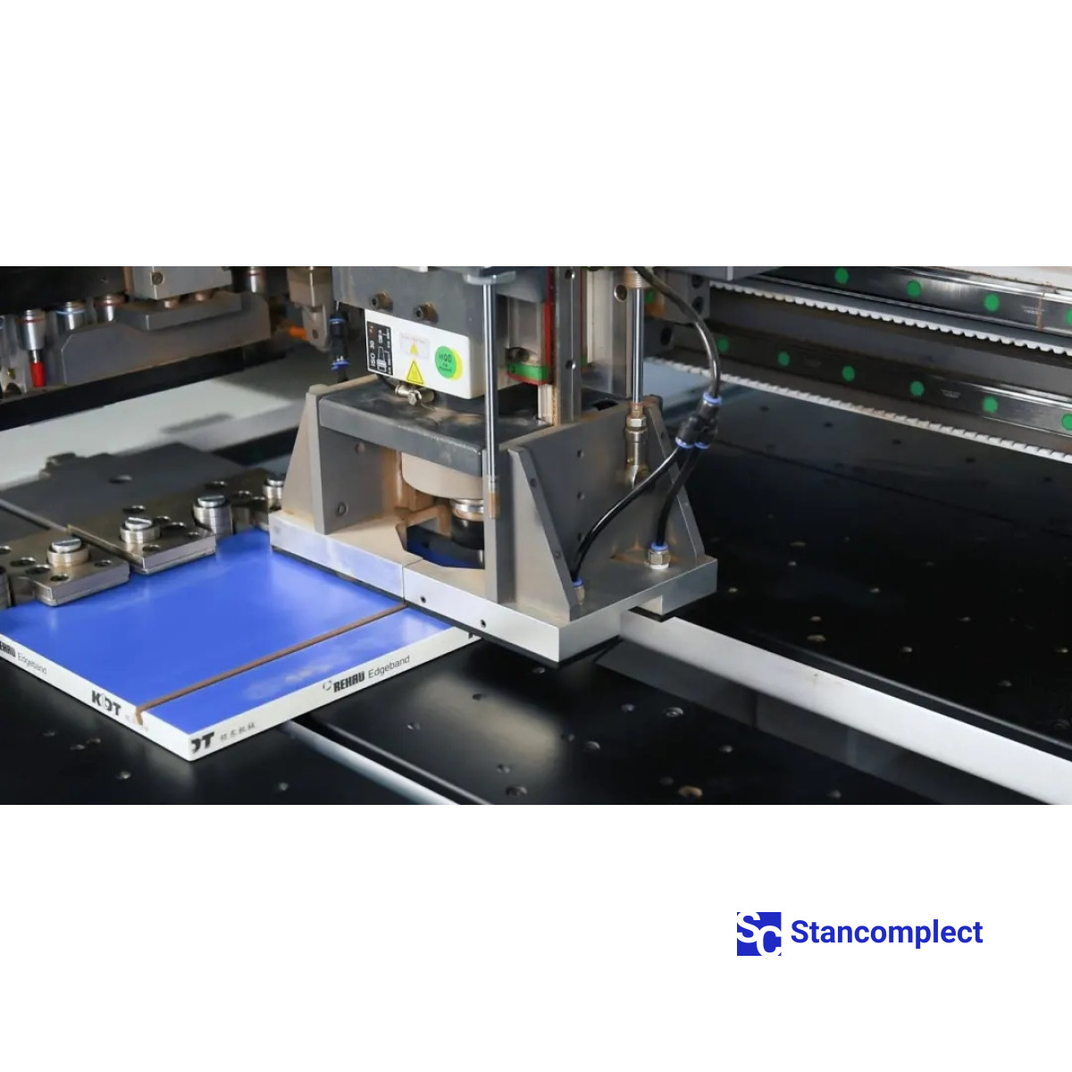 CNC drilling center KD-610NHZ with two drilling groups (milling with tool change + grooving saw)